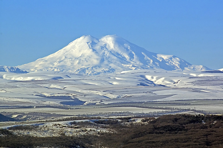 驕傲！山美股份歐洲員工勇攀歐洲第一峰-厄爾布魯士峰