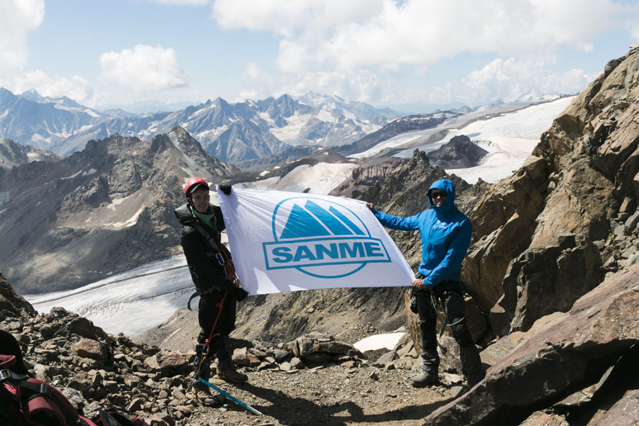 驕傲！山美股份歐洲員工勇攀歐洲第一峰-厄爾布魯士峰