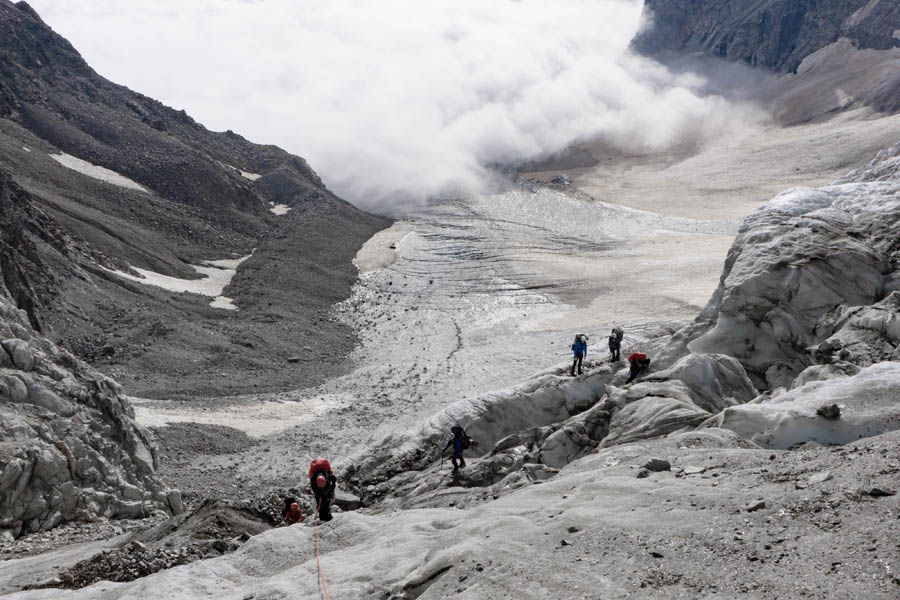 驕傲！山美股份歐洲員工勇攀歐洲第一峰-厄爾布魯士峰