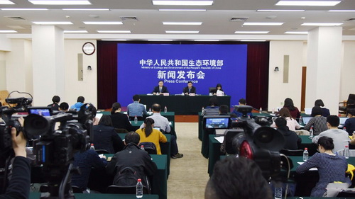 全國砂石開采、加工、運輸?shù)日涡袆觼硪u！—— 今天起，生態(tài)環(huán)境部組織2.2萬人次開展新一輪強化監(jiān)督！