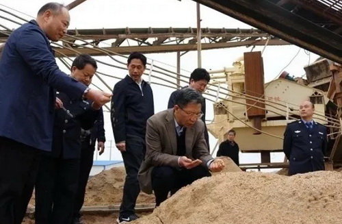 機(jī)制砂進(jìn)入“黃金時(shí)代”，機(jī)遇與挑戰(zhàn)并行，如何抓住機(jī)遇，你需要知道這四點(diǎn)！