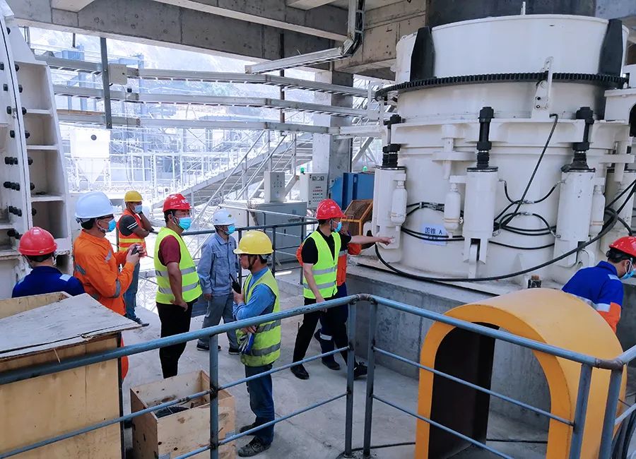 SMS系列多缸液壓圓錐破碎機(jī)，精品骨料生產(chǎn)線的理想選擇