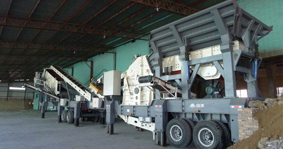 我國(guó)建筑垃圾日益嚴(yán)重，建筑垃圾移動(dòng)式破碎機(jī)領(lǐng)域面臨新的發(fā)展機(jī)遇。