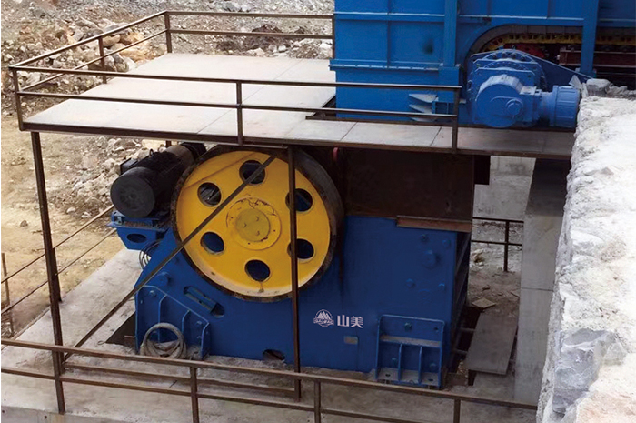 專業(yè)的破碎專家——顎式破碎機(jī)！