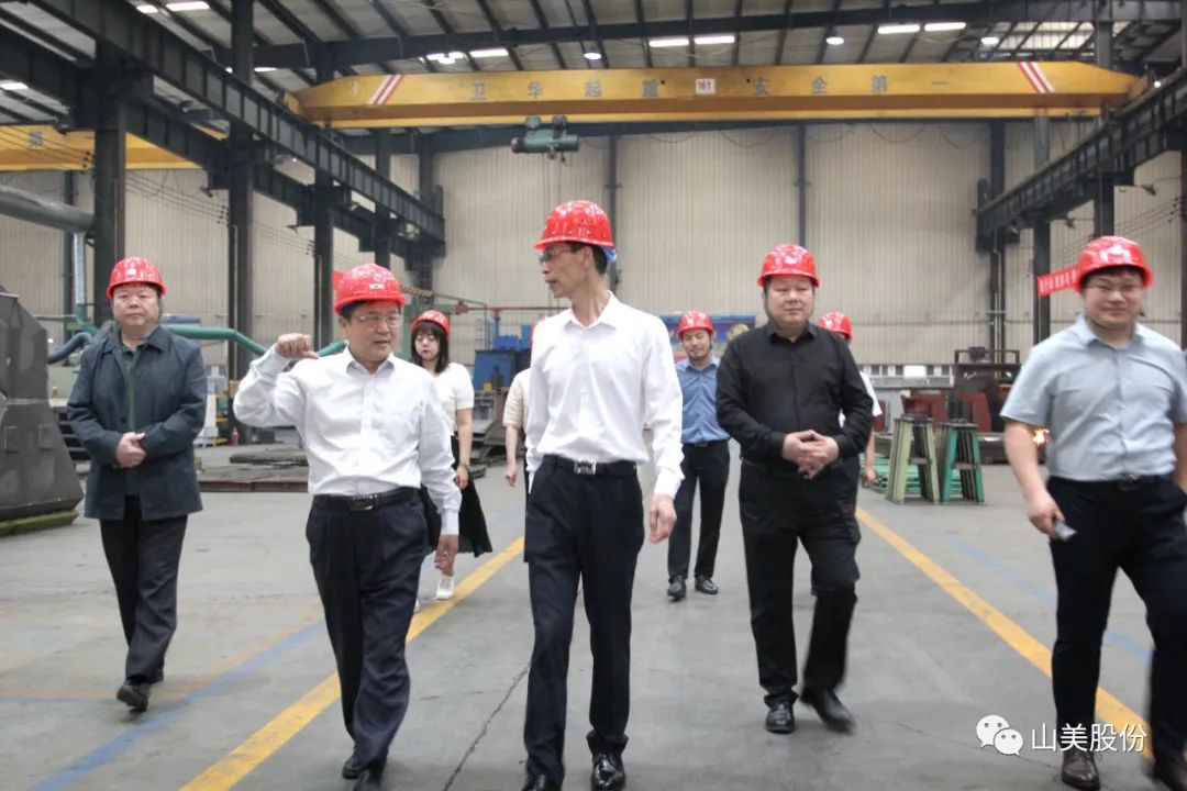 聚焦 | 熱烈歡迎中國(guó)砂石協(xié)會(huì)胡會(huì)長(zhǎng)一行蒞臨上海山美股份鄭州基地指導(dǎo)交流！