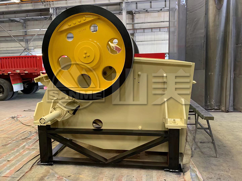 顎式破碎機(jī)都有哪些優(yōu)勢(shì)？顎式破碎機(jī)多少錢？