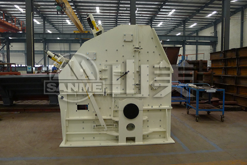 反擊式破碎機(jī)的保養(yǎng)需要注意哪些事項(xiàng)？