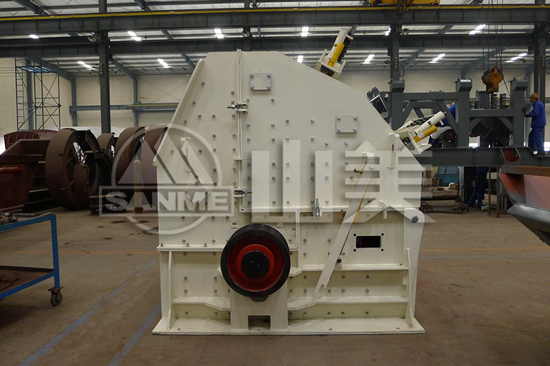 反擊式破碎機(jī)的保養(yǎng)需要注意哪些事項(xiàng)？