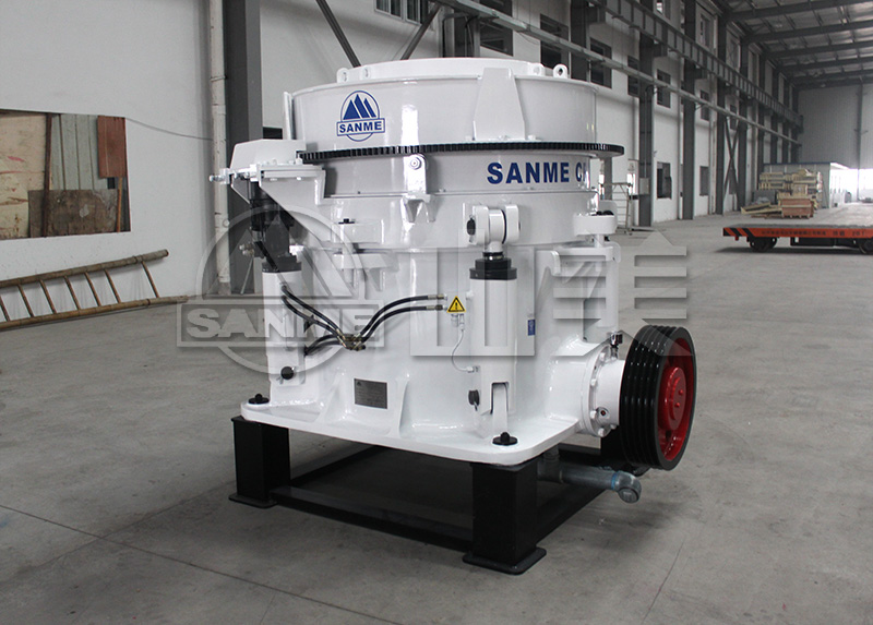 圓錐破碎機(jī)與錘式破碎機(jī)哪個(gè)破碎花崗巖效果好？