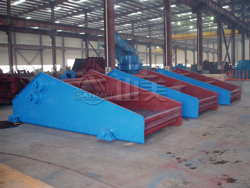 振動篩入料時物料投放要注意什么？