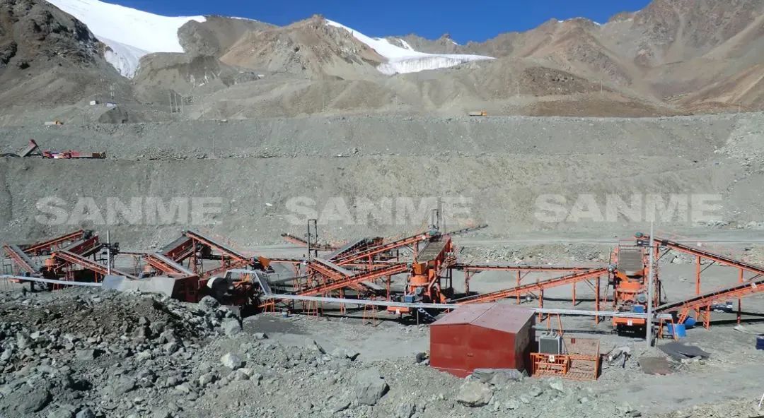 時產(chǎn)值近600萬！山美移動式破碎篩分一體站助力江蘇高碳鉻鐵礦破碎項目建設(shè)