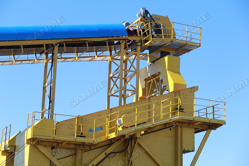 機(jī)制砂生產(chǎn)線選固定式還是移動(dòng)式？理性選擇提升生產(chǎn)效率